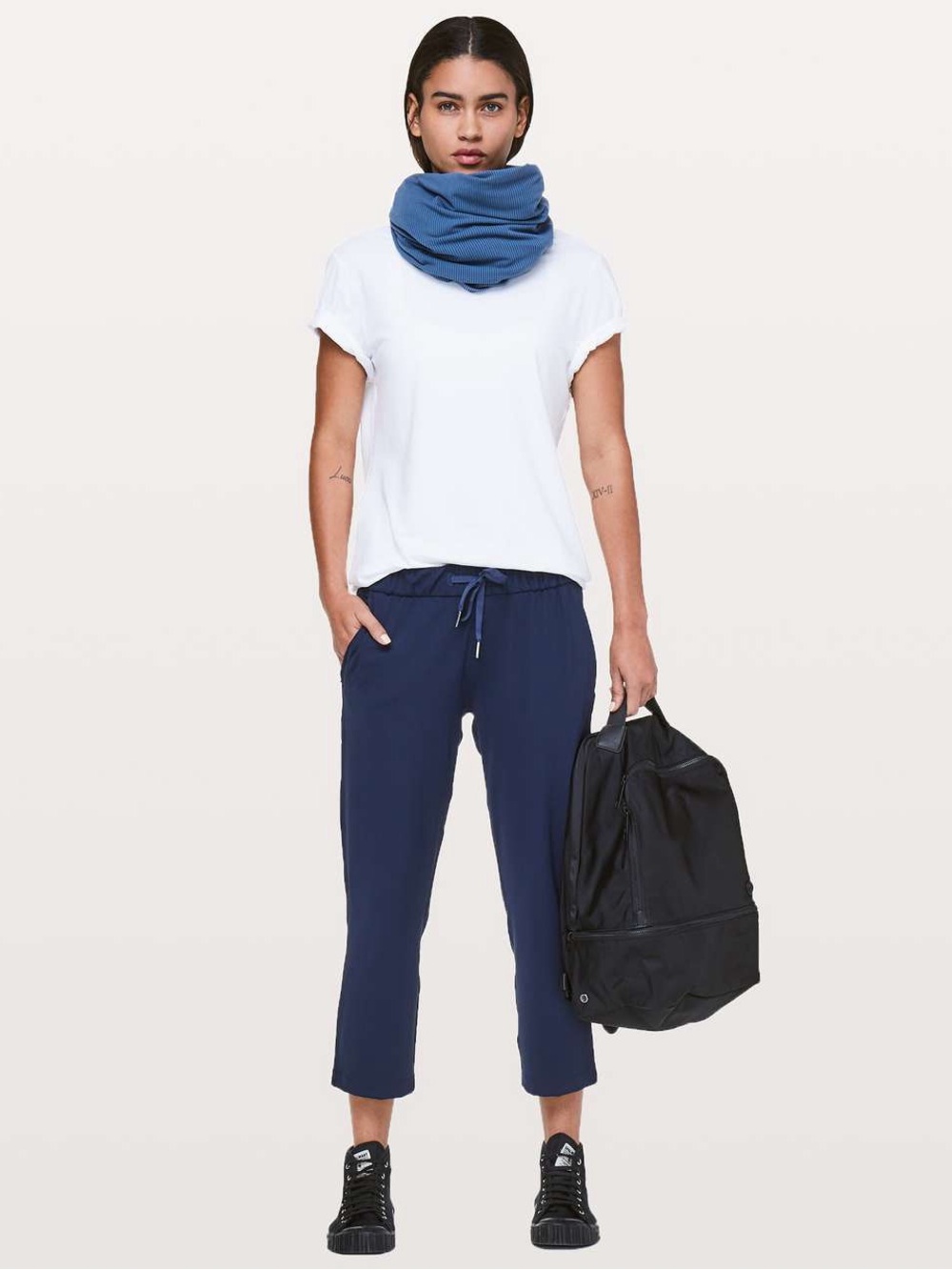 NEW Lululemon On The Fly Crop Lightweight Travel Activewear Gym Casual Pants